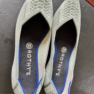 RARE Pistachio Python Rothy’s Point!